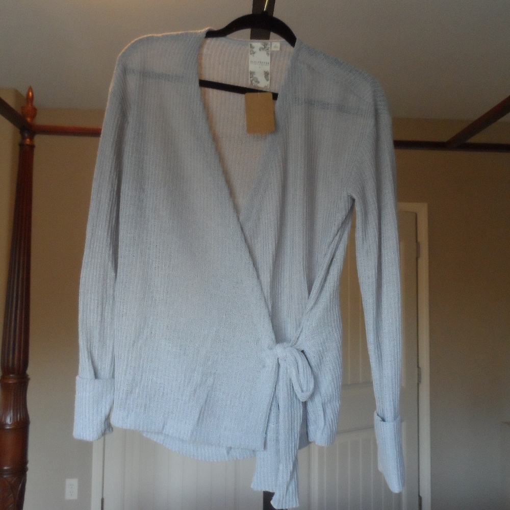 Lightweight wrap sweater